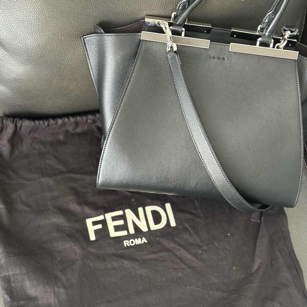 Fendi 3Jour MATTE BLACK shoulder bag, gunmetal hardware, sick piece